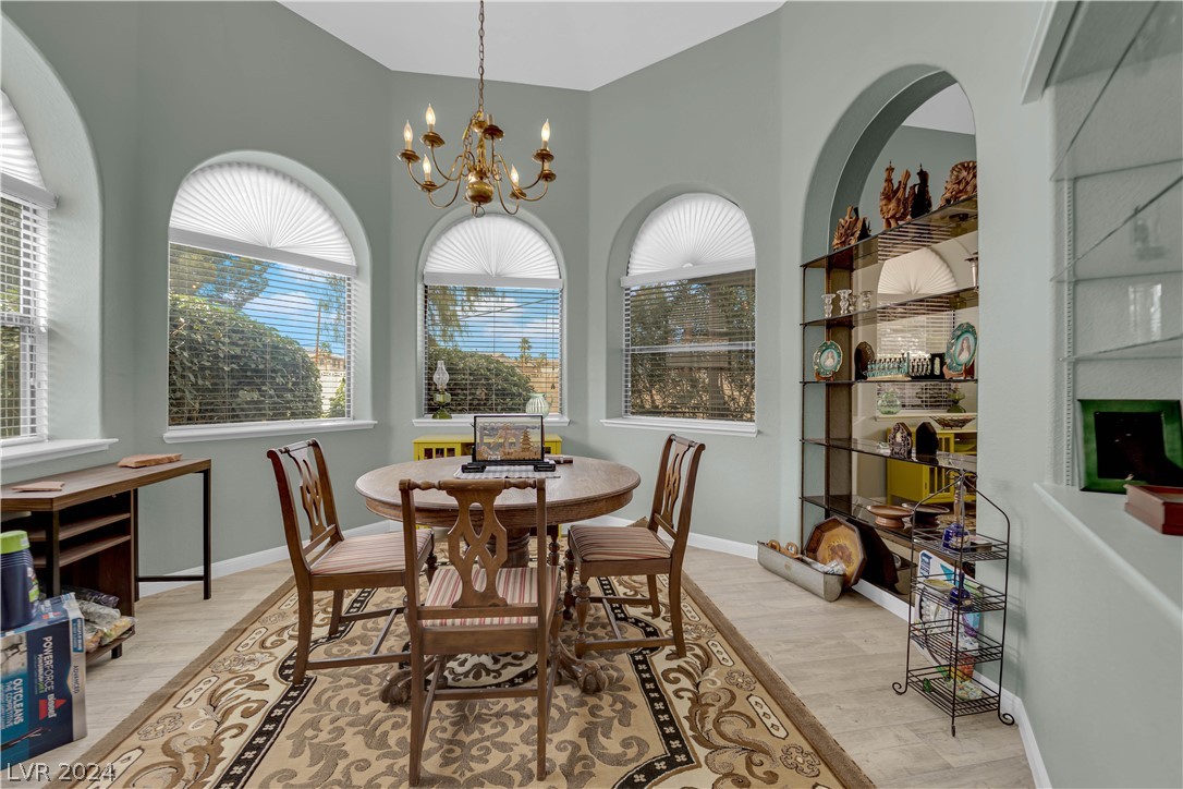 3611 Laguna Del Sol Drive