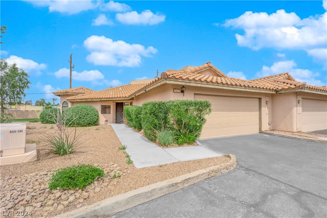 3611 Laguna Del Sol Drive
