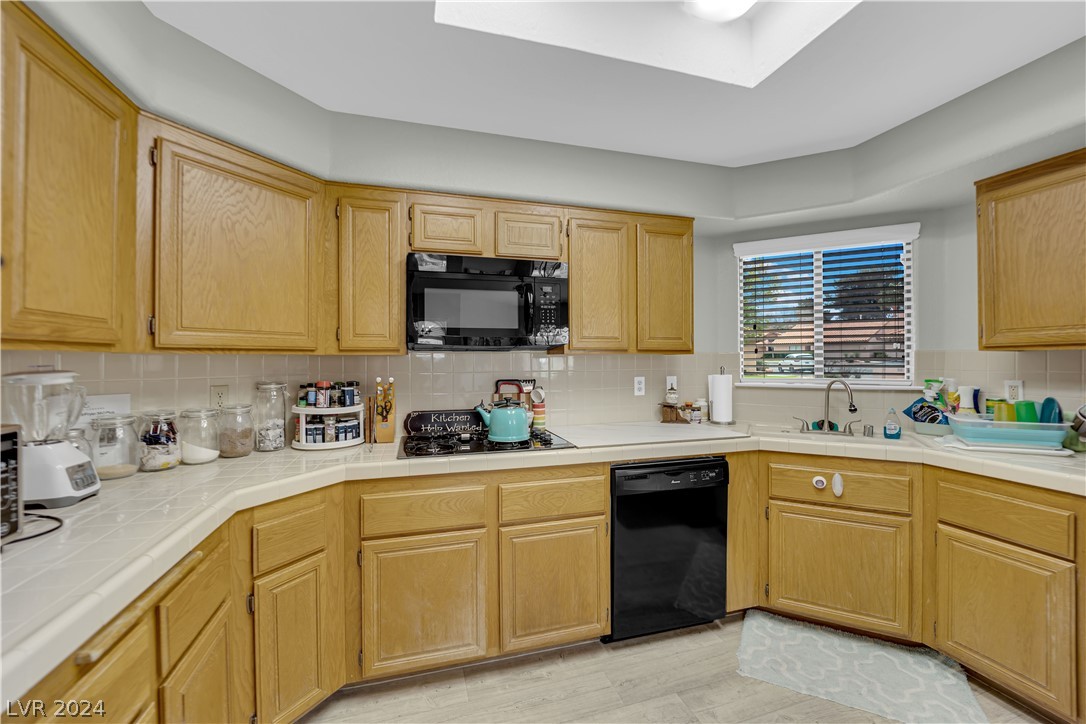 3611 Laguna Del Sol Drive