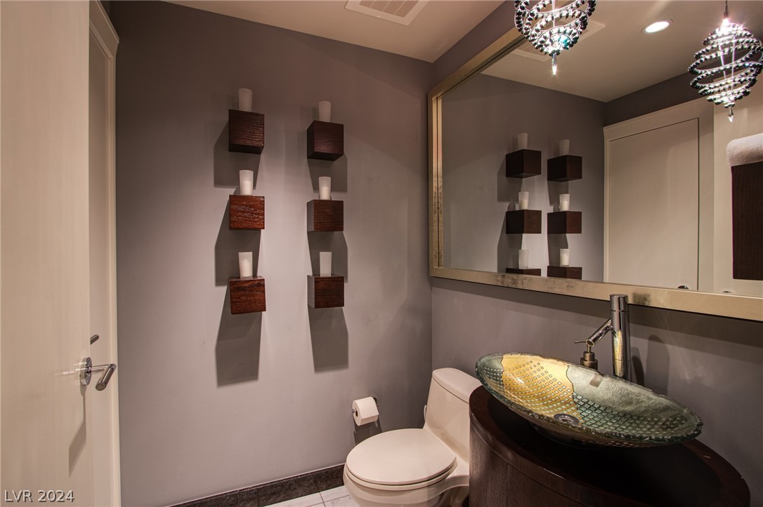 2700 Las Vegas Boulevard 1209