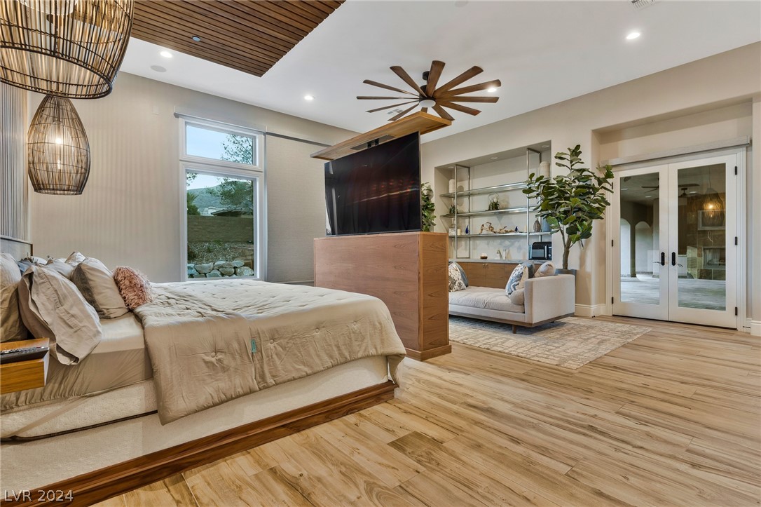 5 Wood Creek Court