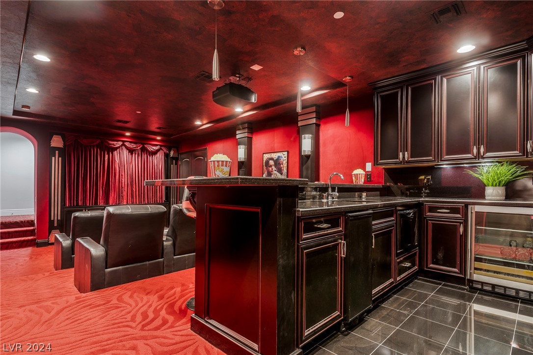 5 Wood Creek Court