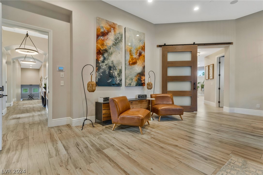 5 Wood Creek Court