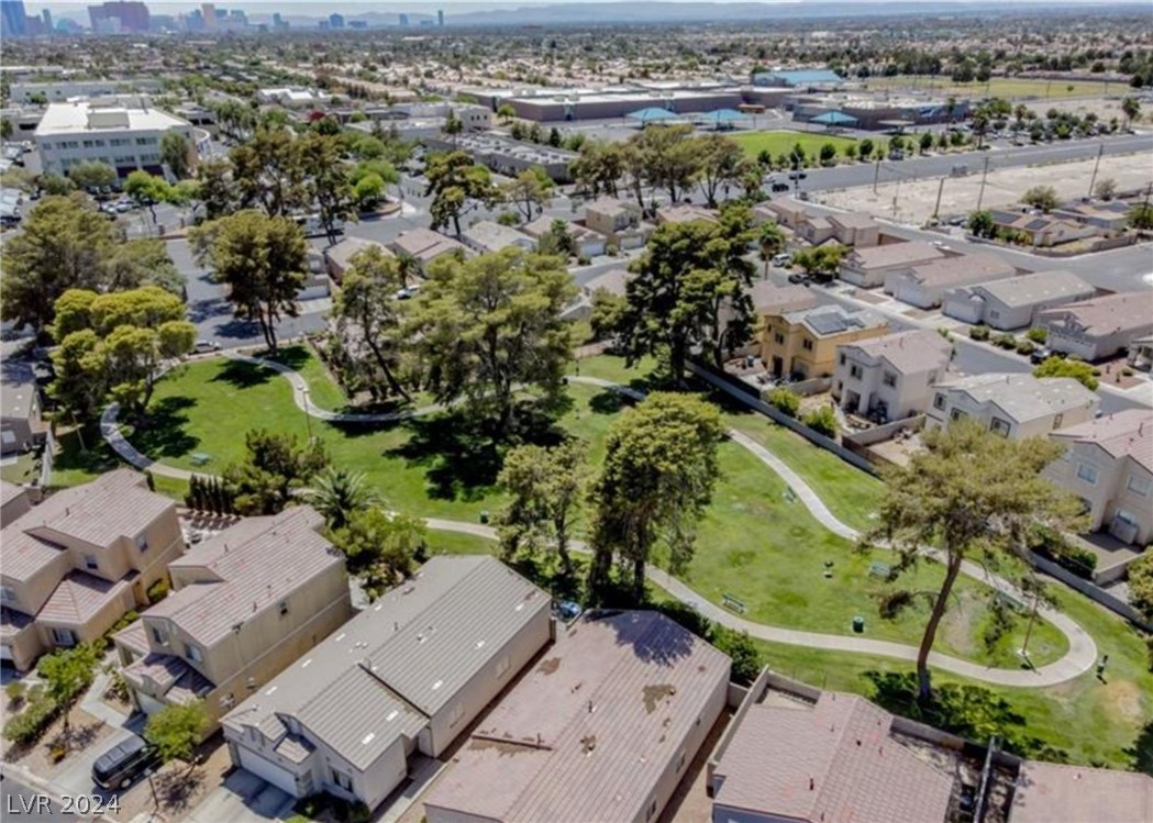 1612 Wendell Williams Avenue