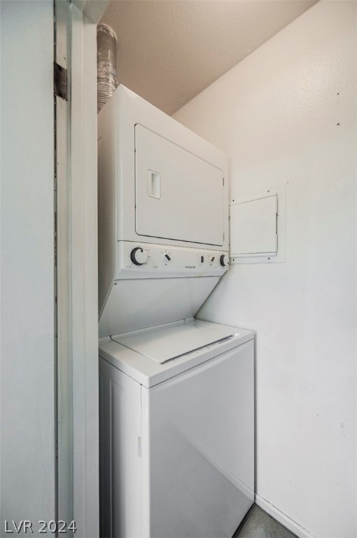 1453 Lorilyn Avenue 1