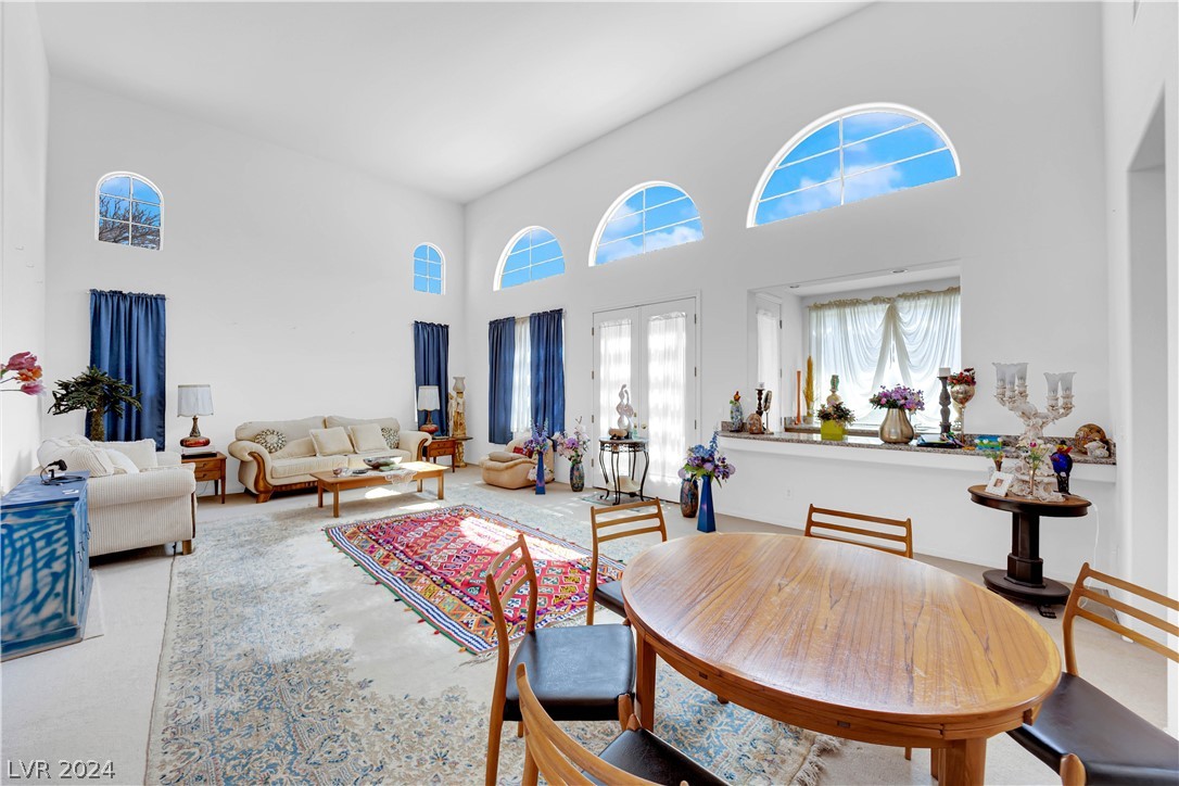 11297 Golden Chestnut Place