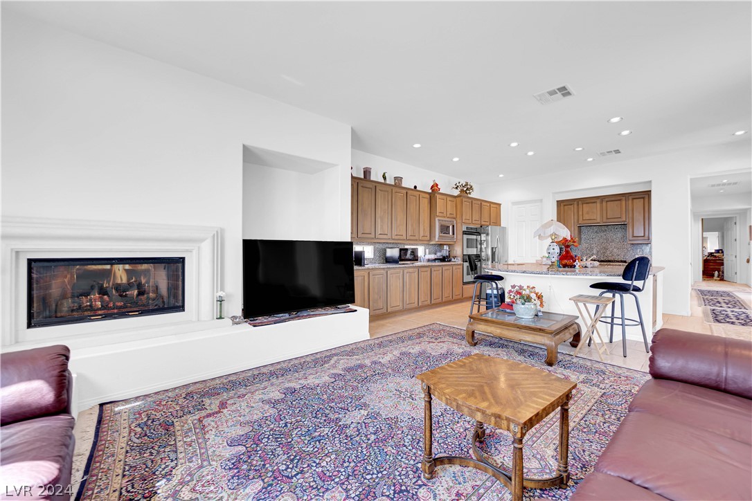 11297 Golden Chestnut Place