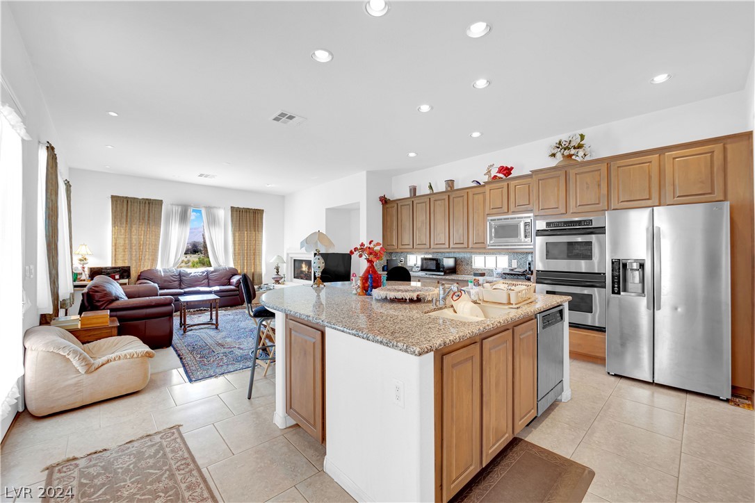 11297 Golden Chestnut Place