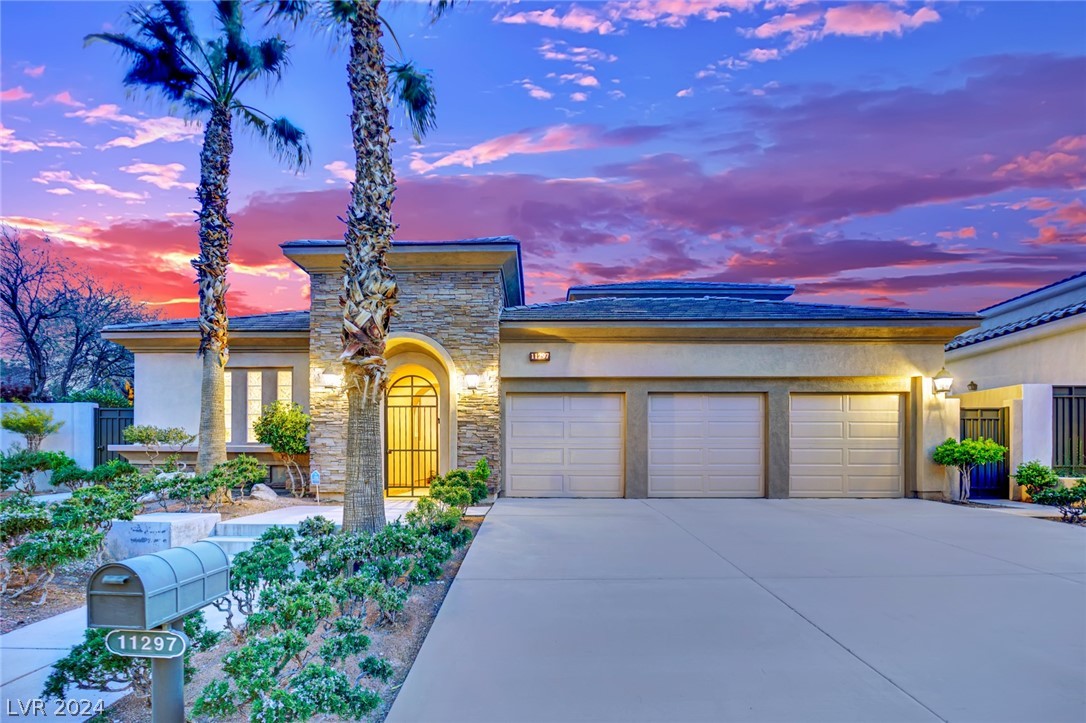 11297 Golden Chestnut Place