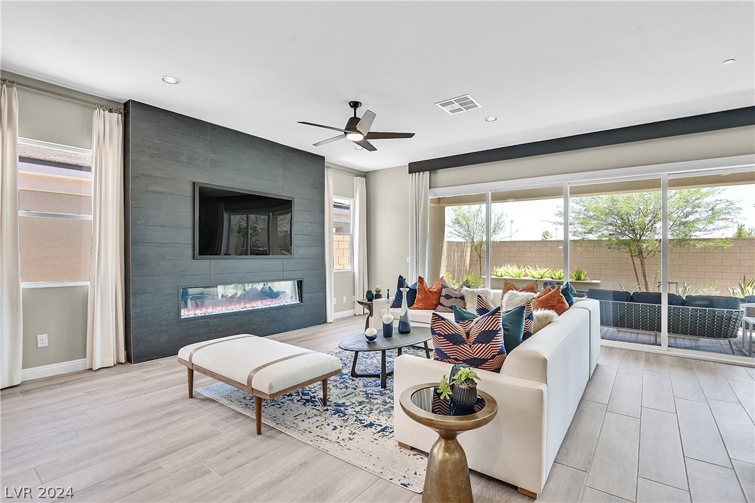 10167 Tree Blossom Avenue