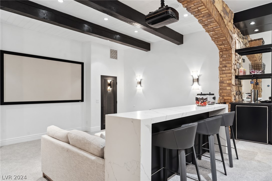 16 Paradise Valley Court
