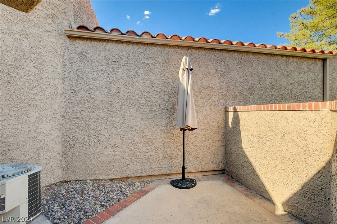 7247 Mission Hills Drive 0