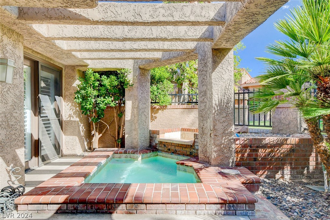 7247 Mission Hills Drive 0