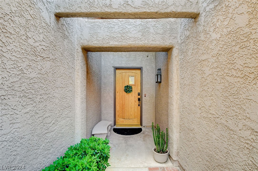 7247 Mission Hills Drive 0