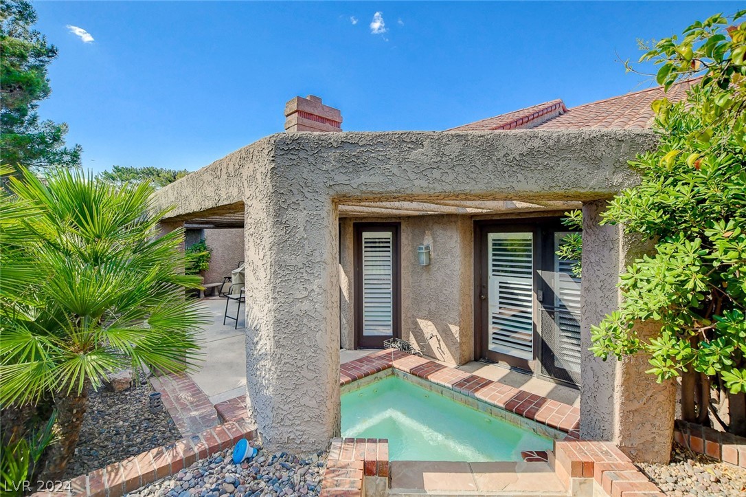 7247 Mission Hills Drive 0