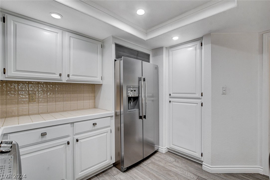 7247 Mission Hills Drive 0