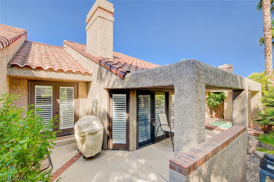 7247 Mission Hills Drive 0