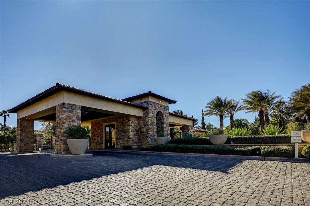 7247 Mission Hills Drive 0