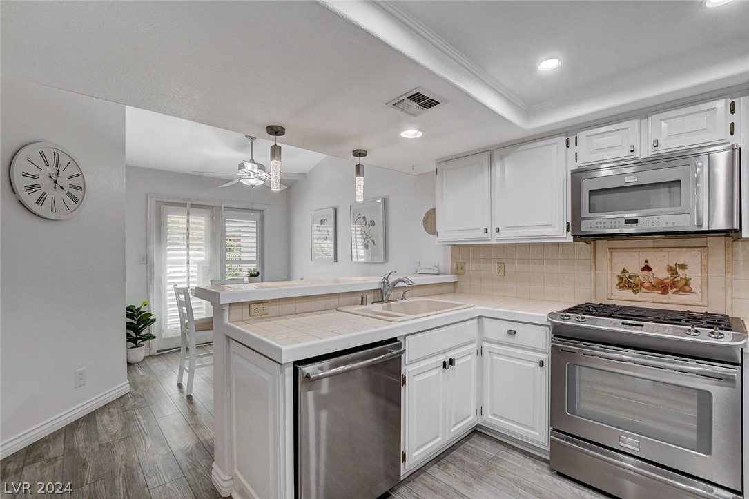 7247 Mission Hills Drive 0