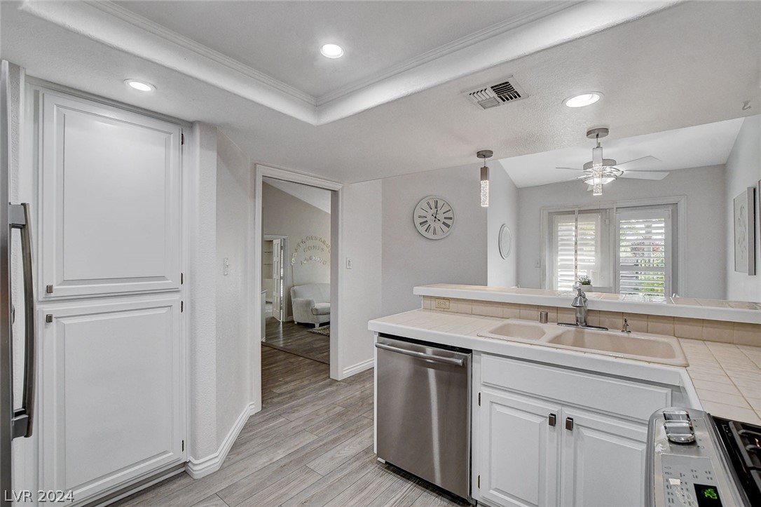 7247 Mission Hills Drive 0