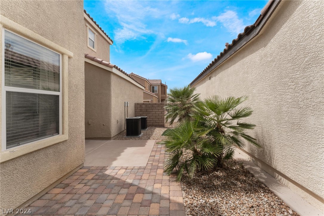 12076 Golden Cactus Court