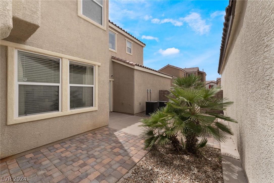 12076 Golden Cactus Court