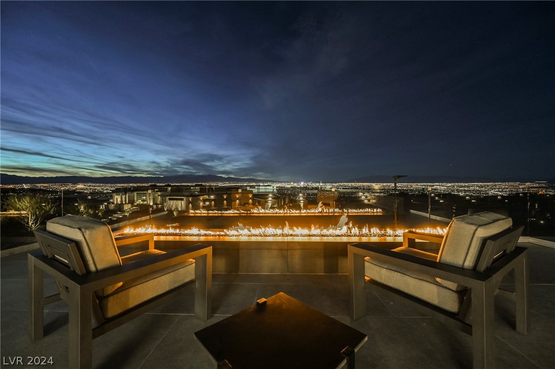 1530 Dragon Crest Avenue