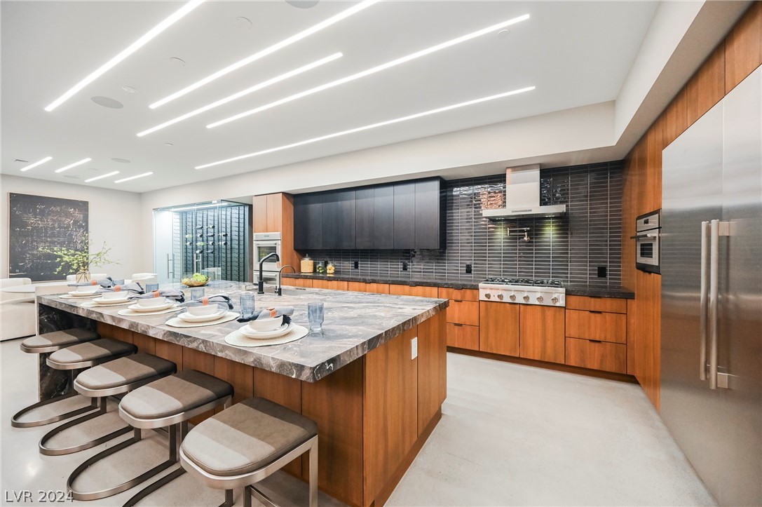 1530 Dragon Crest Avenue