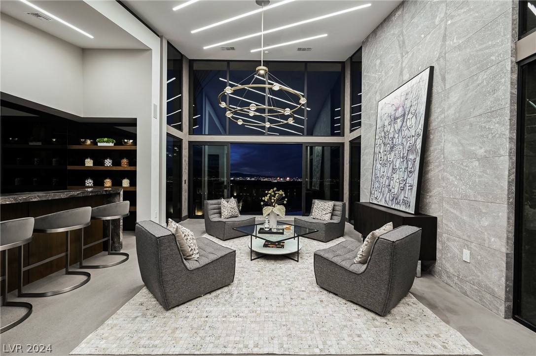 1530 Dragon Crest Avenue