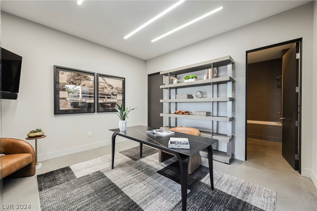 1530 Dragon Crest Avenue