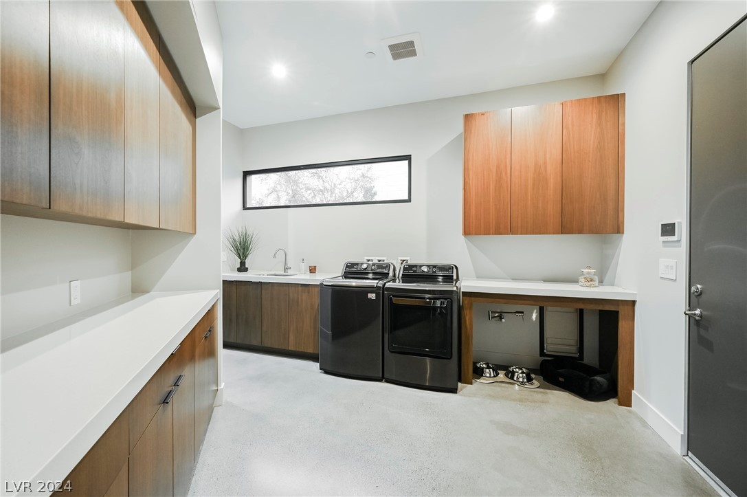 1530 Dragon Crest Avenue