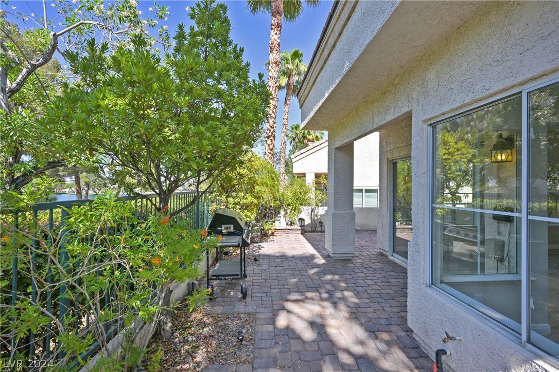 7848 Bluewater Drive