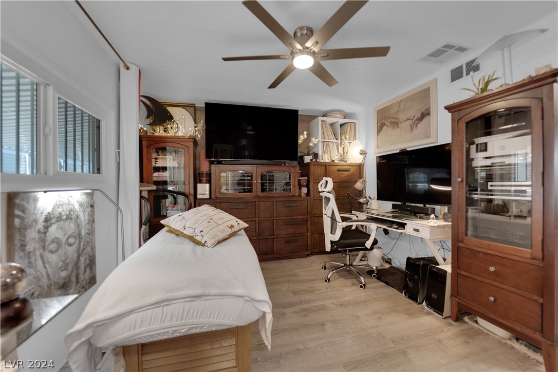 4654 Royal Ridge Way