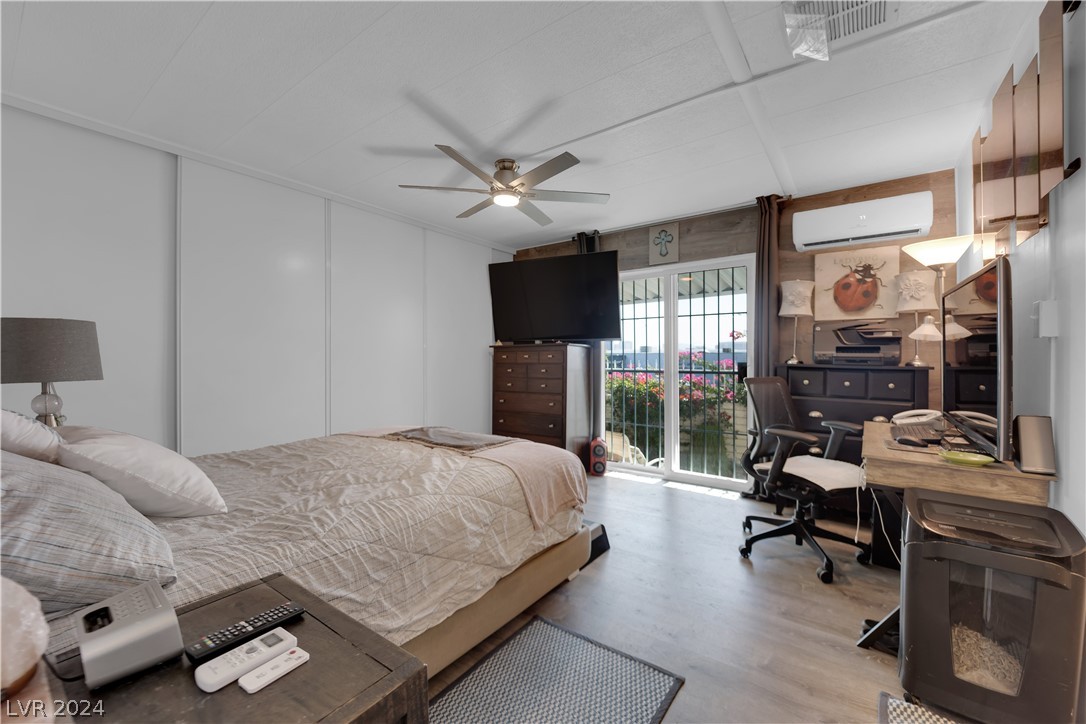 4654 Royal Ridge Way