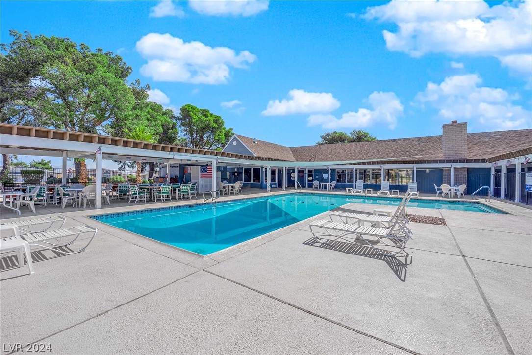 4654 Royal Ridge Way