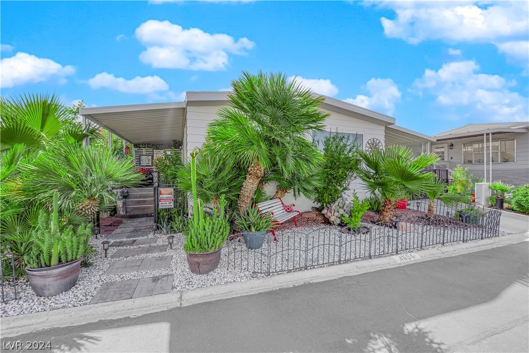 4654 Royal Ridge Way