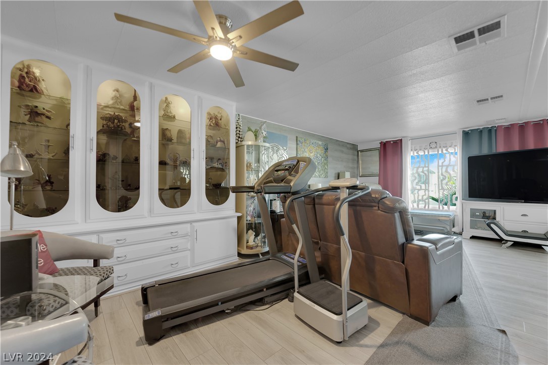 4654 Royal Ridge Way