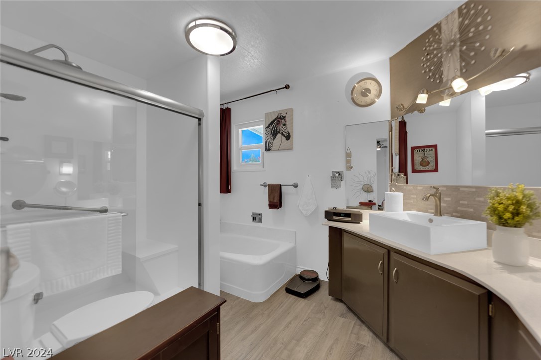 4654 Royal Ridge Way