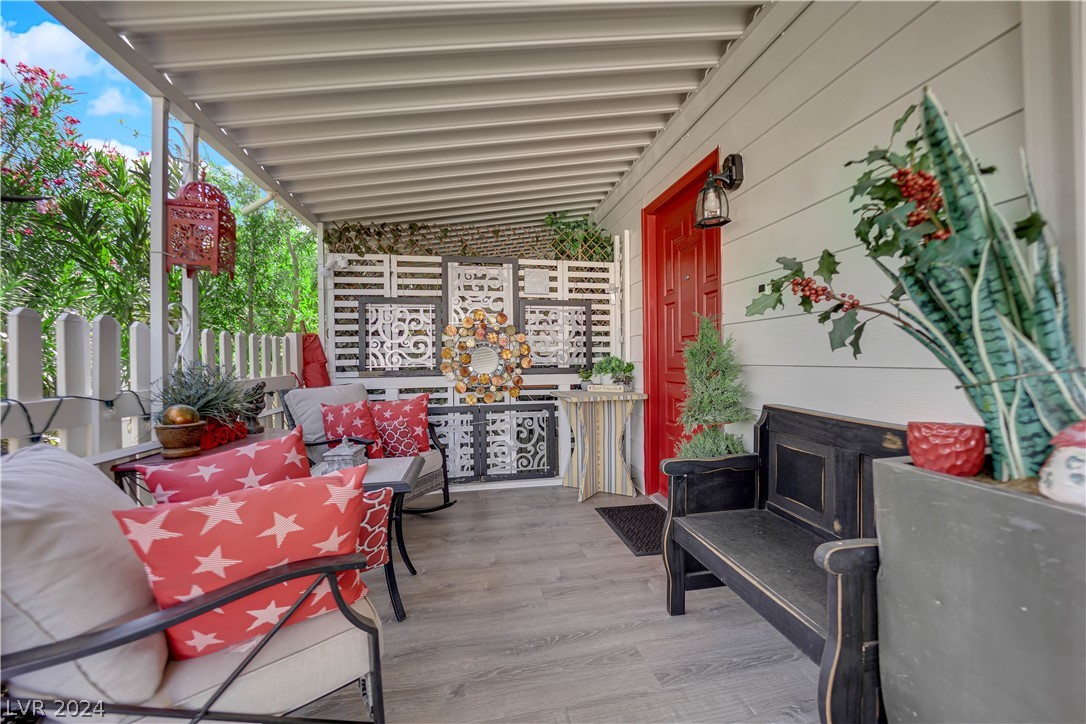 4654 Royal Ridge Way