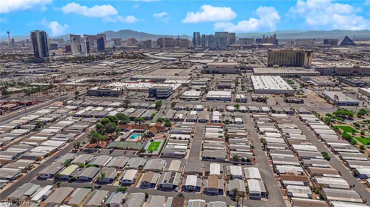 4654 Royal Ridge Way