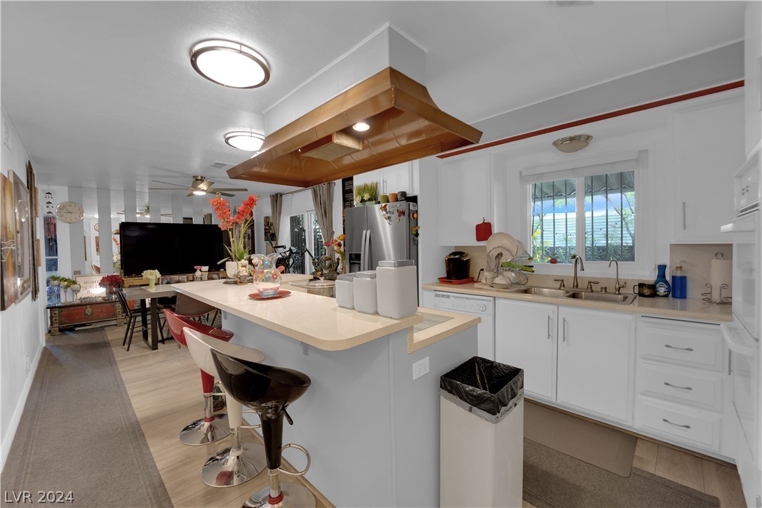 4654 Royal Ridge Way