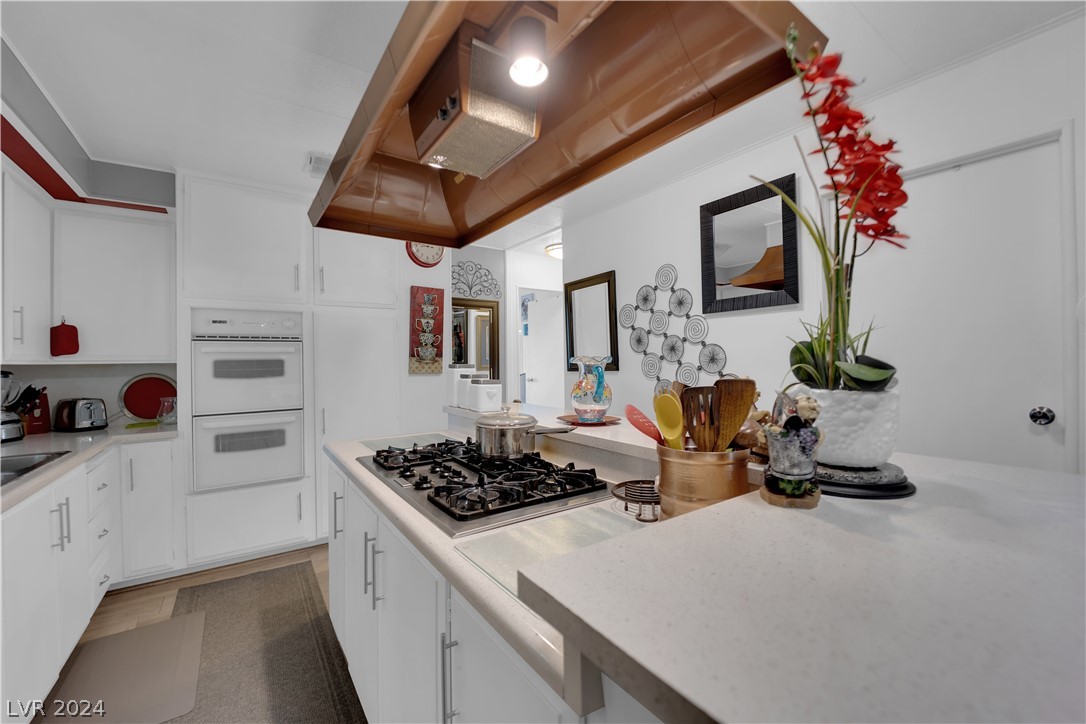 4654 Royal Ridge Way