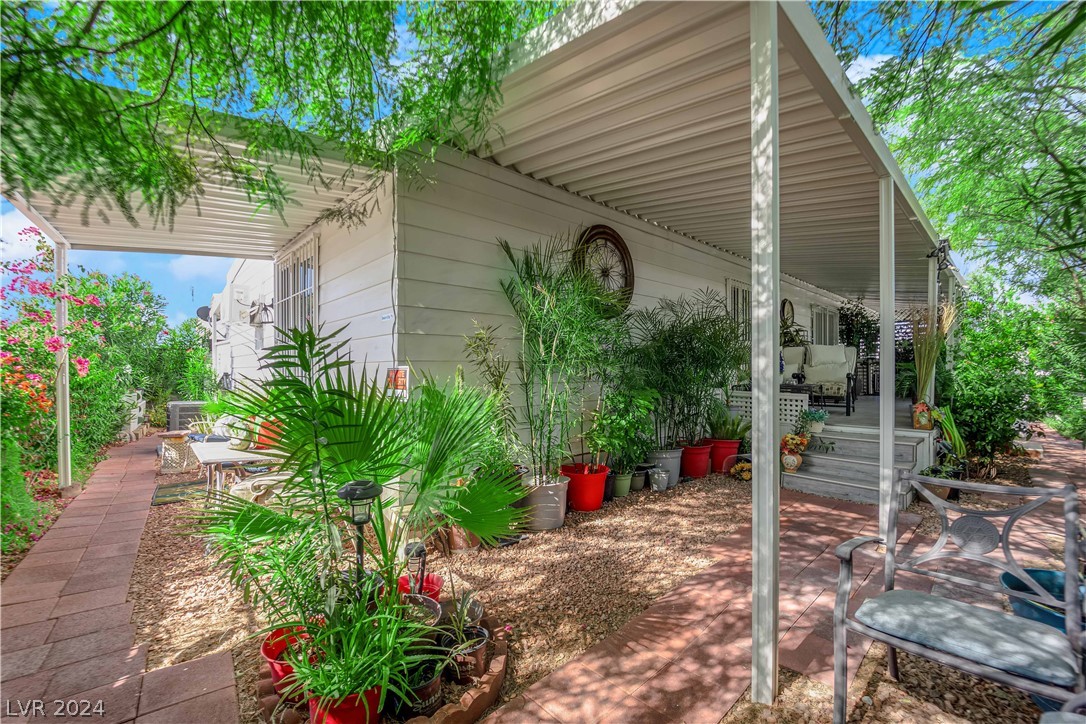 4654 Royal Ridge Way