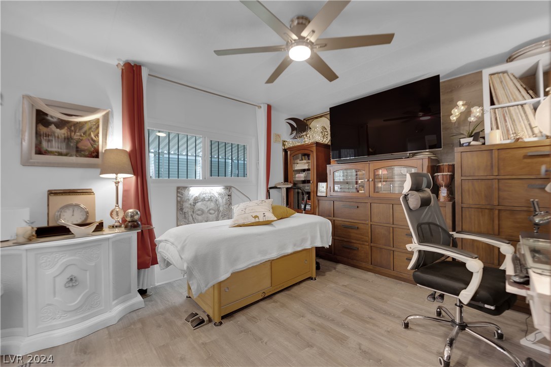 4654 Royal Ridge Way