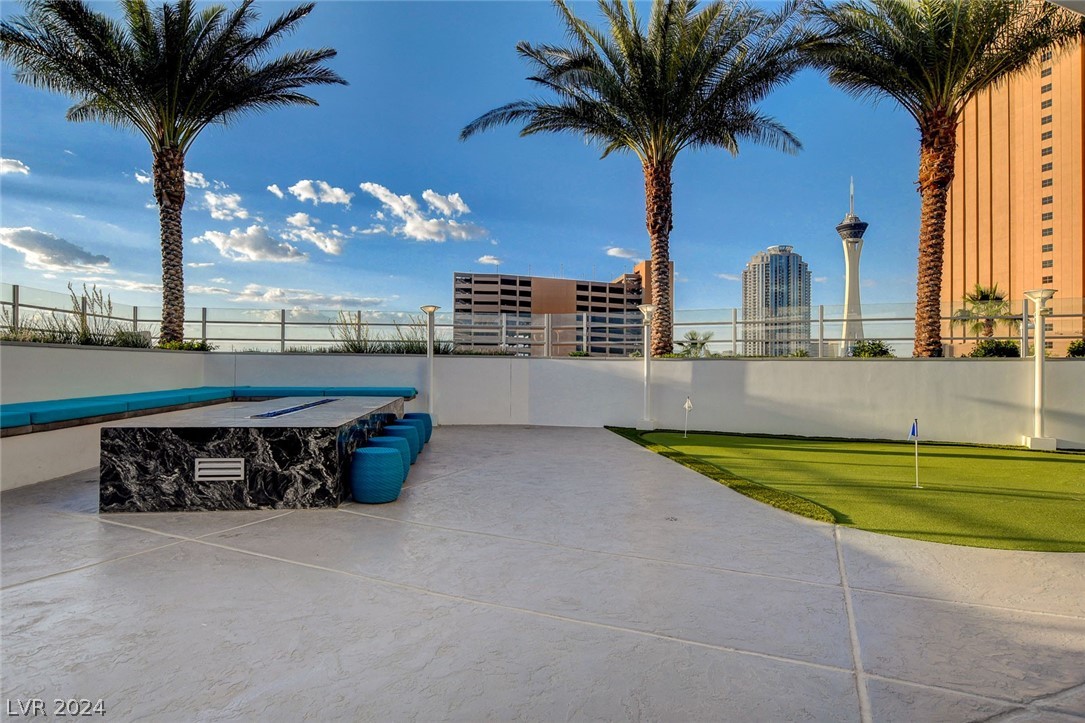 2700 LAS VEGAS Boulevard 3206