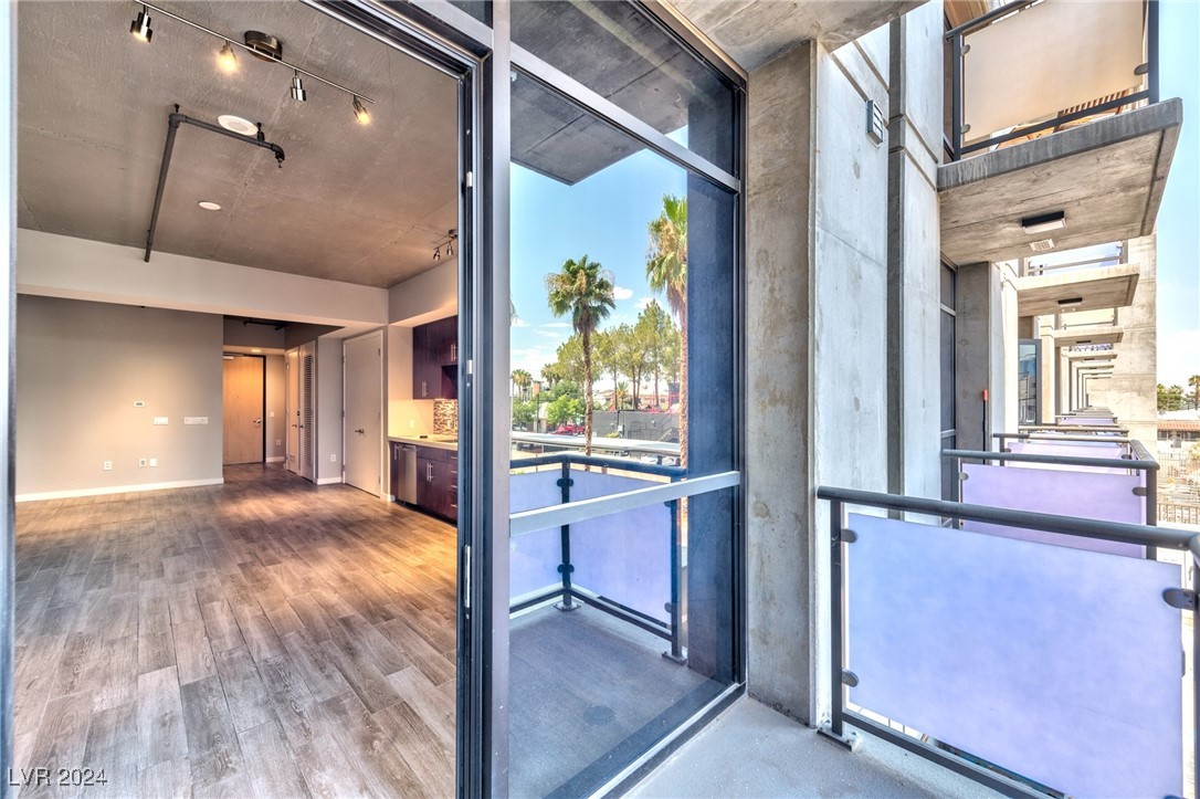 353 East Bonneville Avenue 253