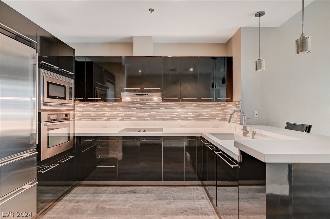 2700 Las Vegas Boulevard 402