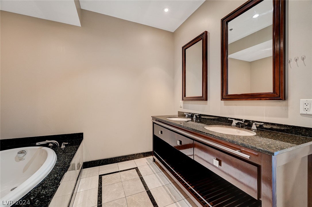 2700 Las Vegas Boulevard 402
