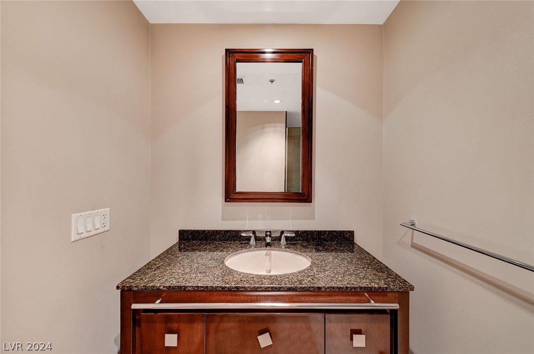 2700 Las Vegas Boulevard 402