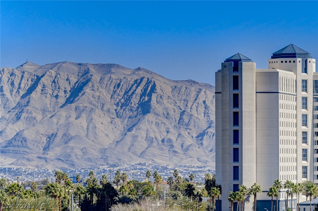 2700 Las Vegas Boulevard 402